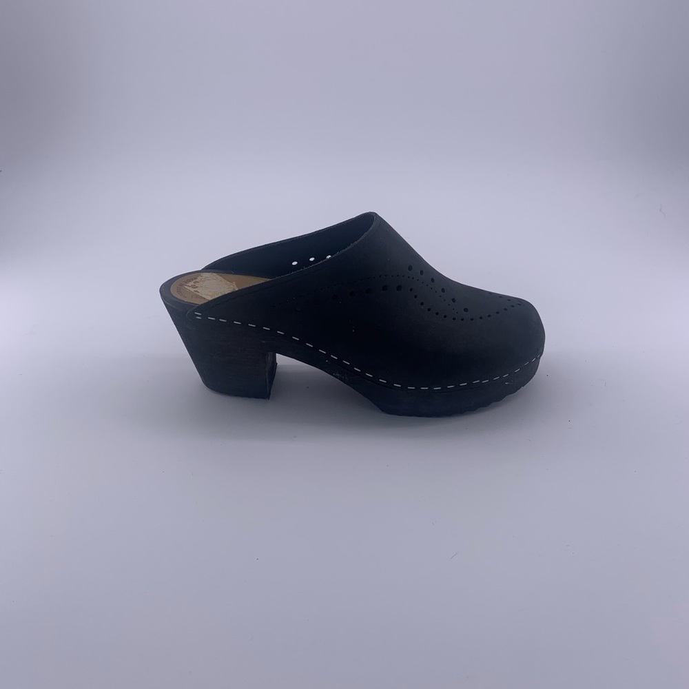 Skane Toffeln Swedish Closed Toe Clogs Women’s Size 38